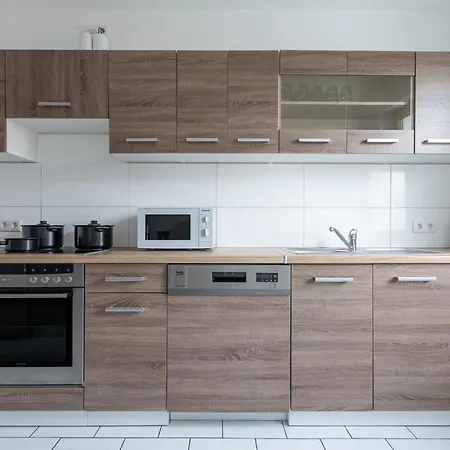 T&K Apartments-Comfortable 2 And 3 Room Apartments In Oberhausen Оберхаузен Экстерьер фото