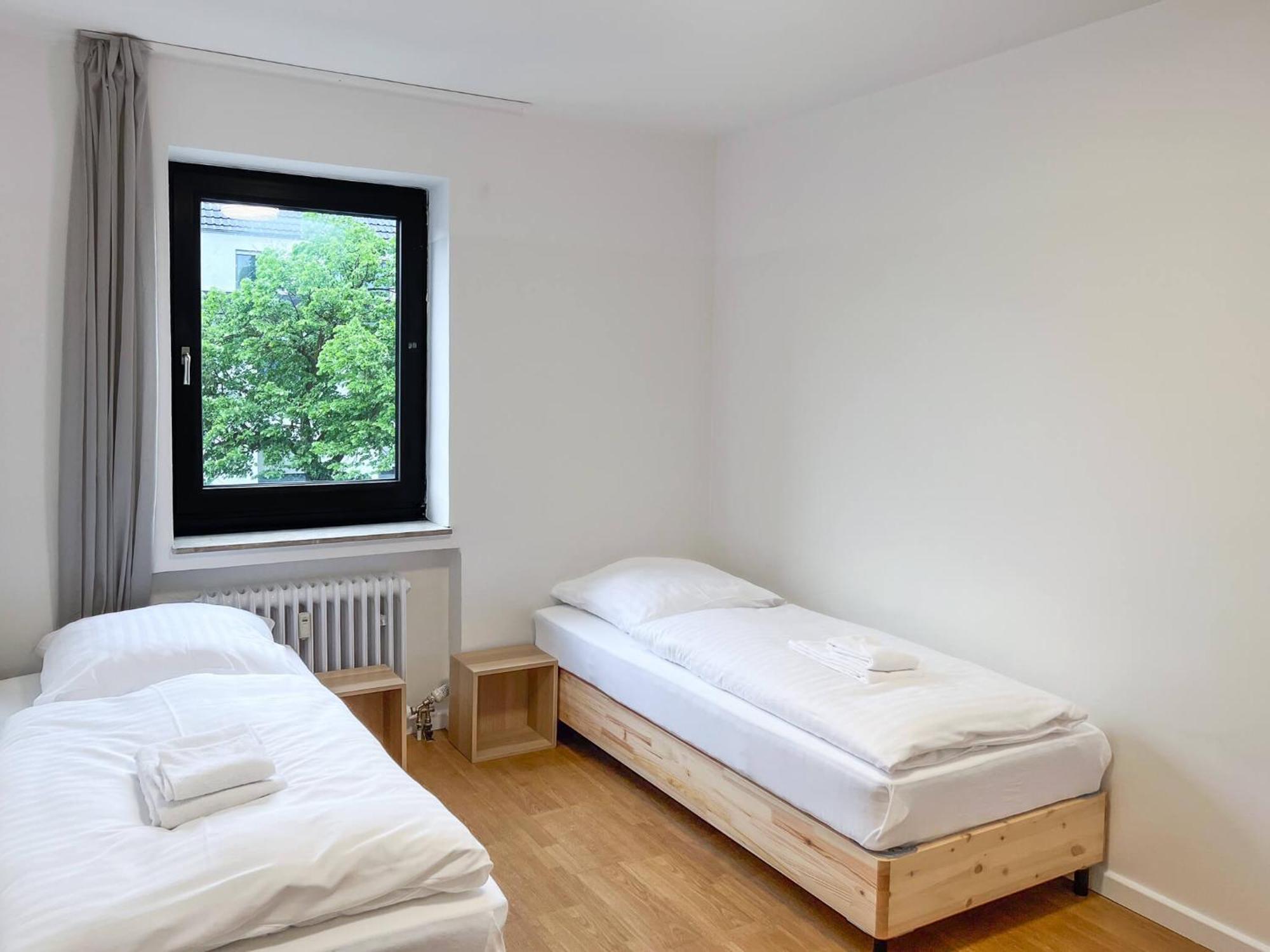 T&k Apartments-comfortable 2 And 3 In Oberhausen Apartment